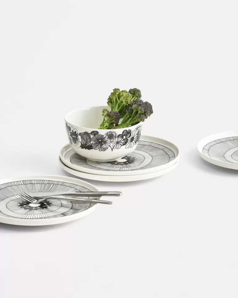 Shop Oiva / Siirtolapuutarha Plate 25 Cm Woman Kitchen & Dining